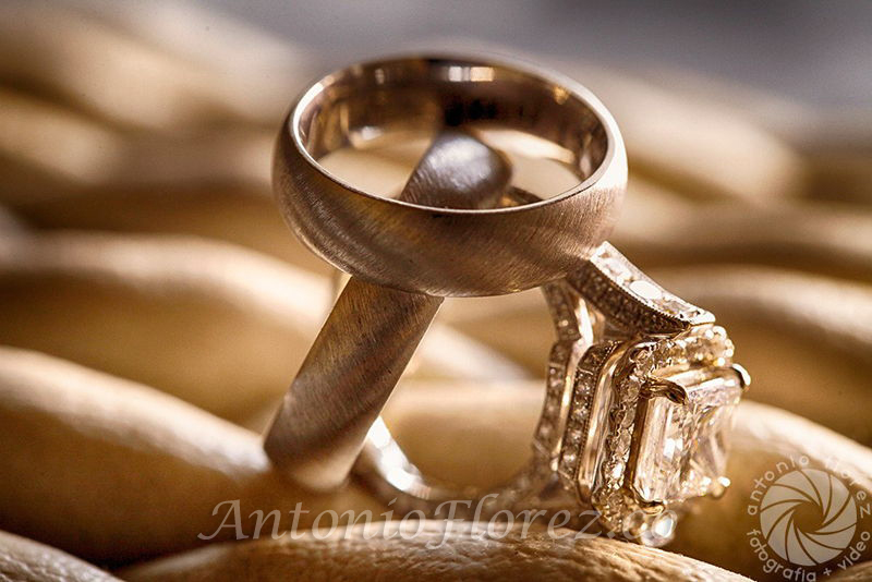 anillo de boda